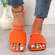 Mode Rhinestone Rem Design Sandaler Sommar Ny fyrkantig tå tofflor med låg klack för kvinnor Slides Casual Beach Shoes