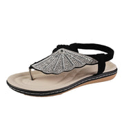 Nya Rhinestone Shell Flip-Flops Sandaler Sommar Beach Skor För Kvinnor Mode Casual Låg Klack Flat Slides Tofflor