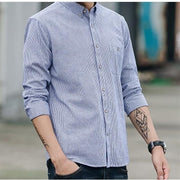 Men's Slim Fitting Long Sleeved Striped Shirt