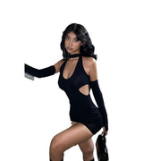 Europäisches und amerikanisches Hot Girls Hollow-Out Neckholder-Paket Hüftkleid
